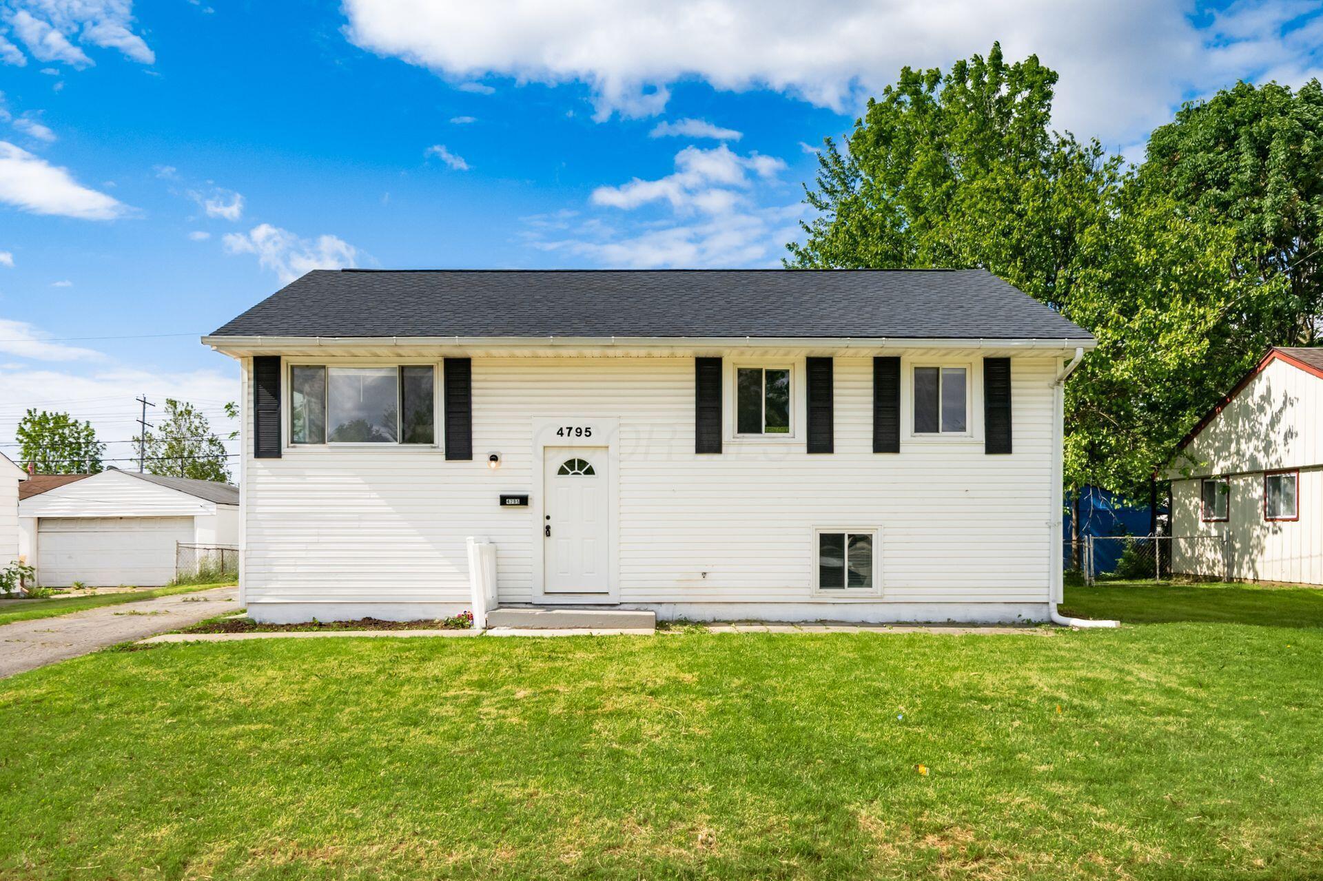 Property Photo: 4795 Hafey Avenue OH 43228