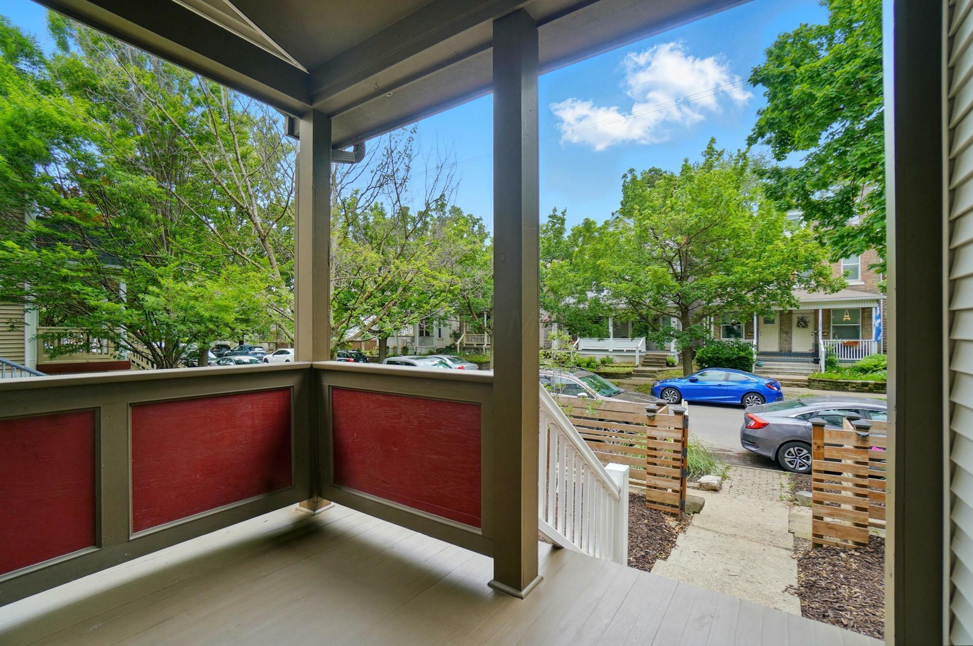 Property Photo: 1077 Michigan Avenue OH 43201