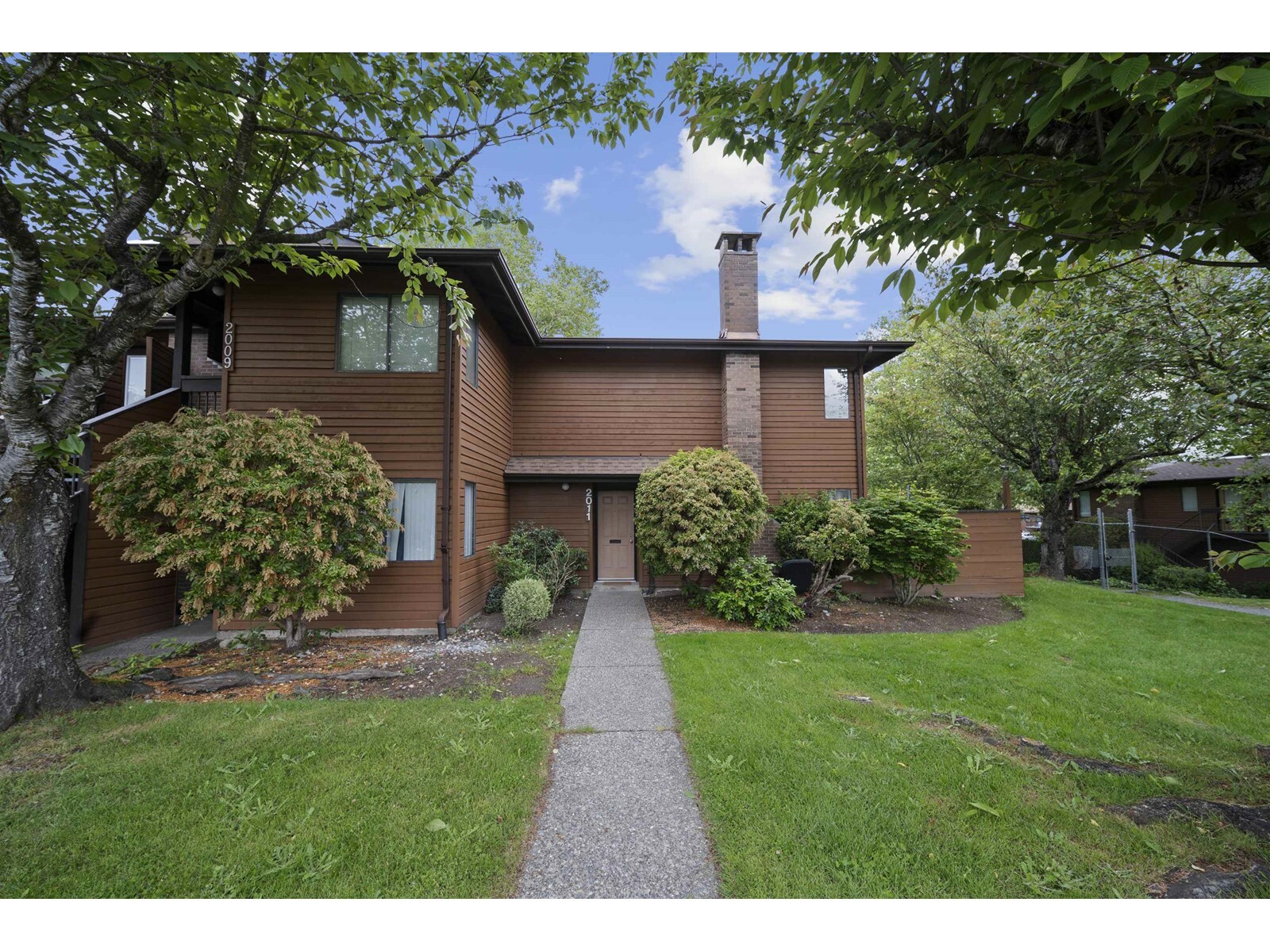 Property Photo: 10620 150 2011 BC V3R 7K3