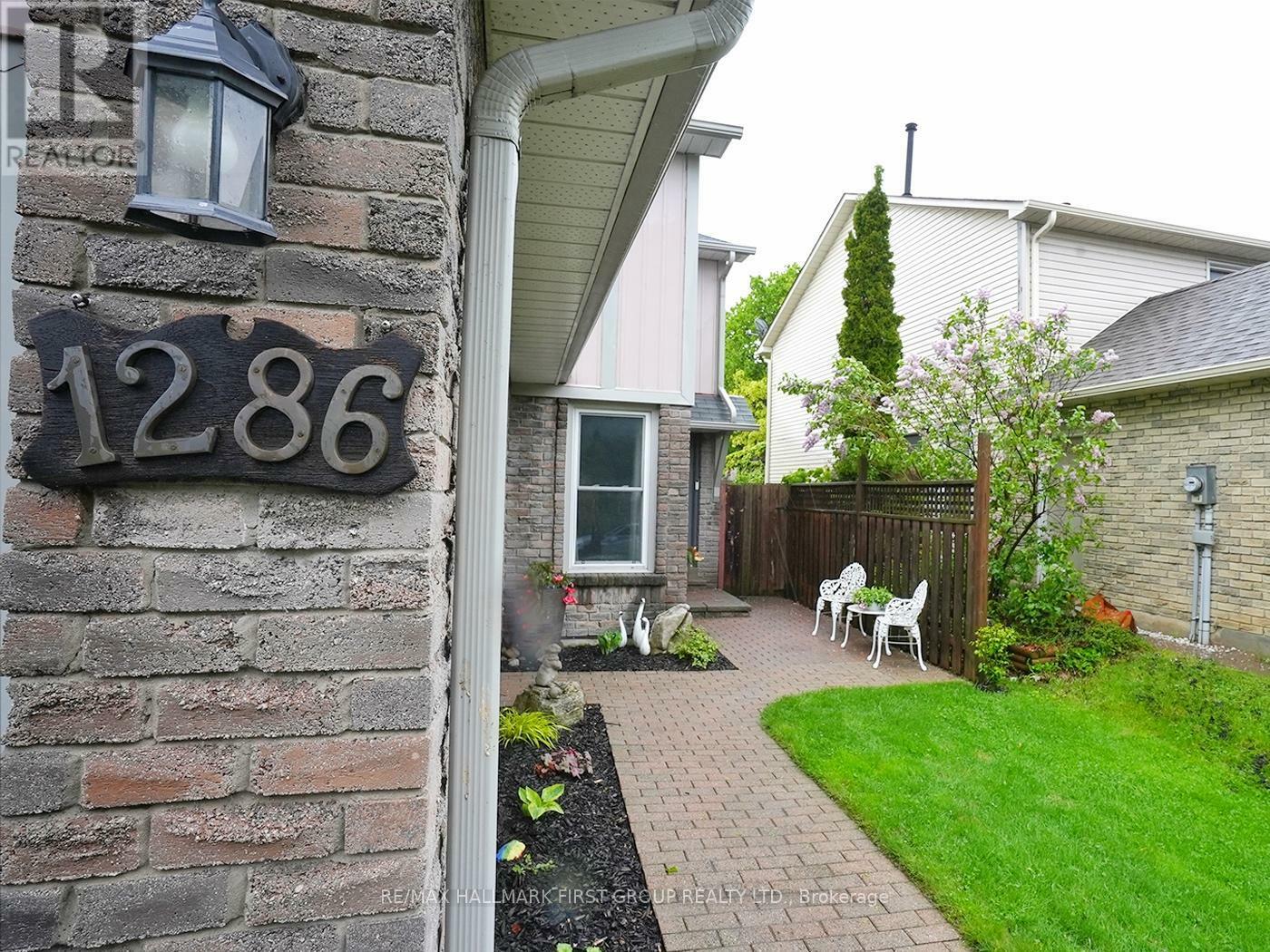 Property Photo:  1286 Northmount Street  ON L1G 7M8 