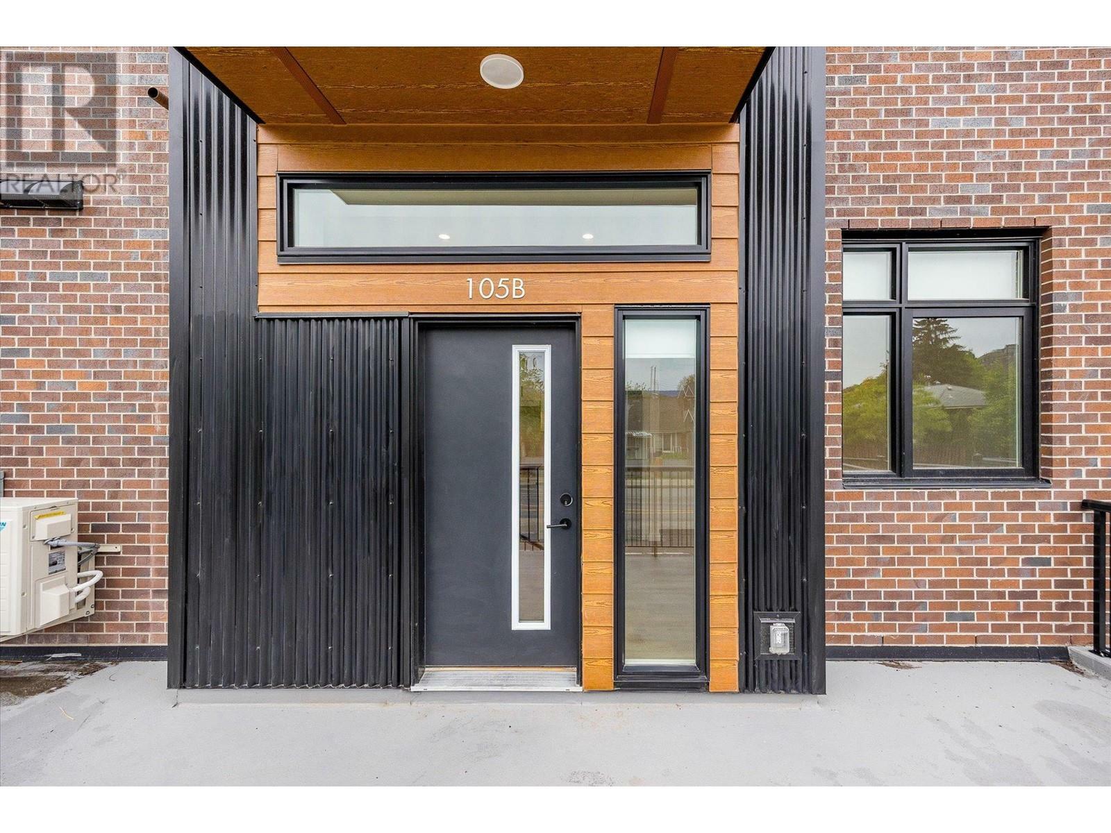 Property Photo: 660 Cawston Avenue 105B BC V1Y 9M1