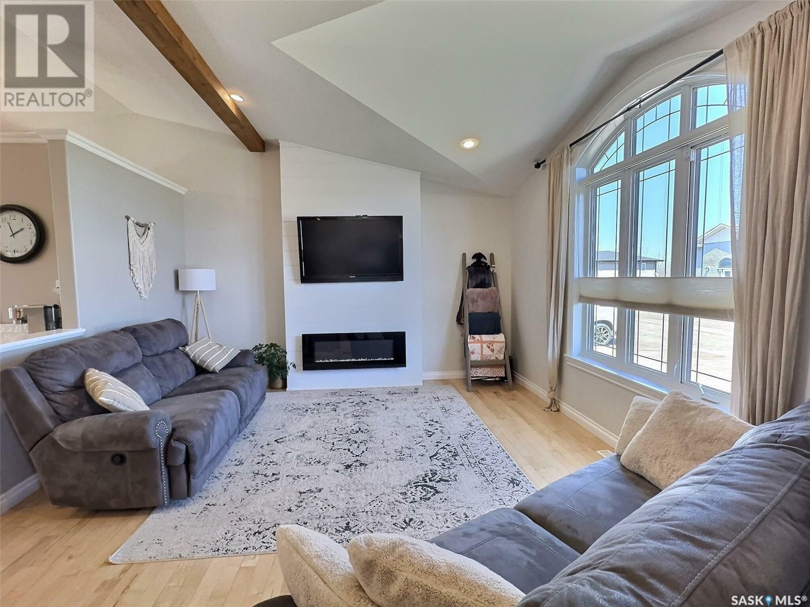 Property Photo: 302 Archibald Street SK S0C 1S0