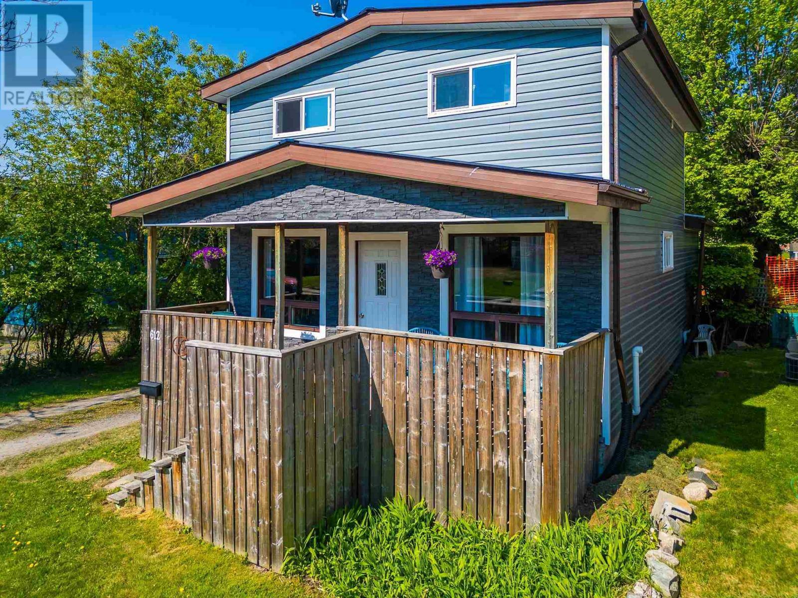 Property Photo: 612 Sixth Avenue S ON P9N 2C6