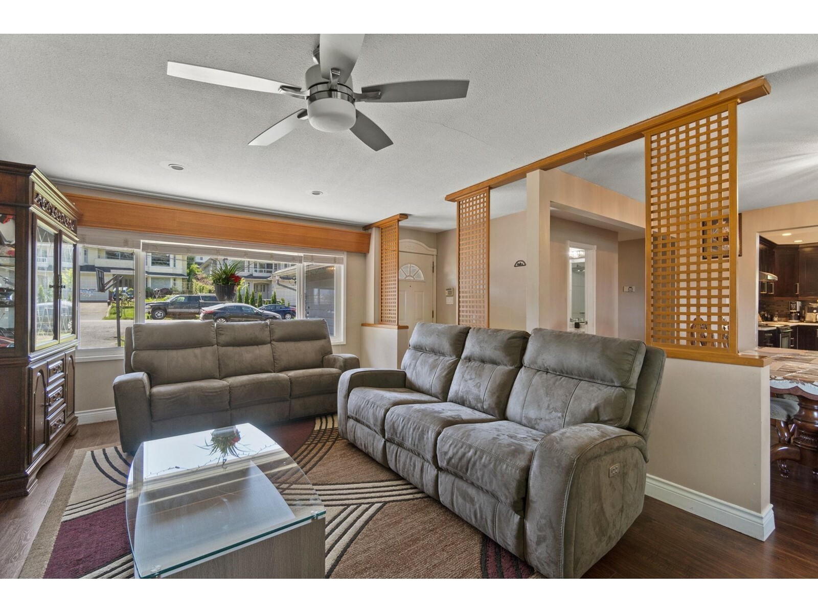 Property Photo: 11625 99 BC V3V 2M2