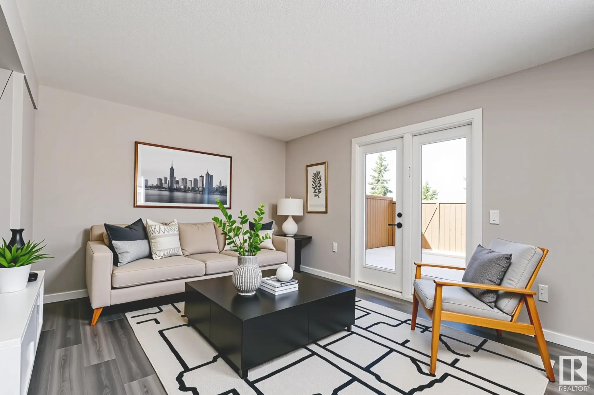 Property Photo: 1244 Lakewood Rd W NW NW AB T6K 3P2