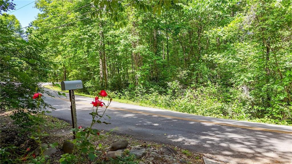 Property Photo: 405 Scenic View Drive GA 30143