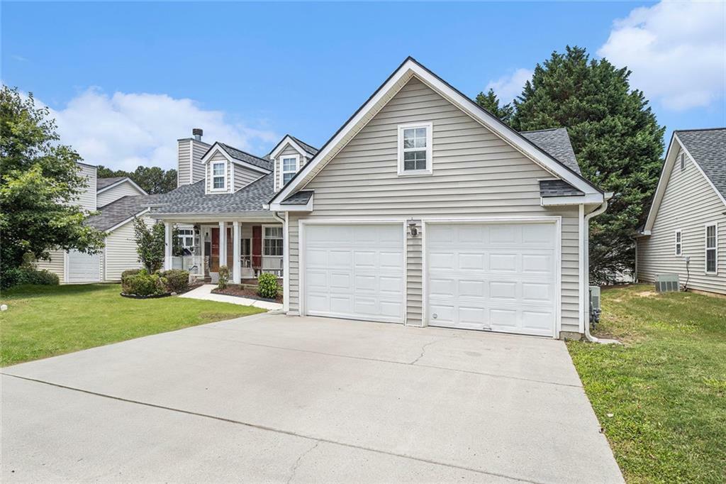 Property Photo: 7008 Glen Valley Way GA 30213