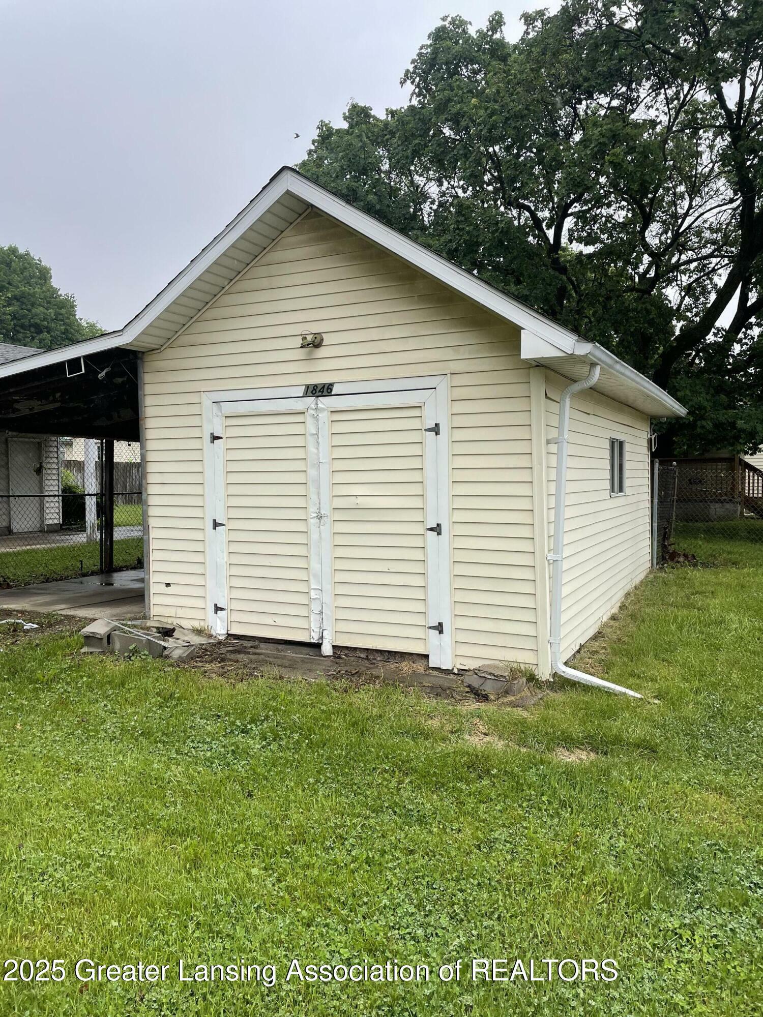 Property Photo: 1846 Davis Avenue MI 48910
