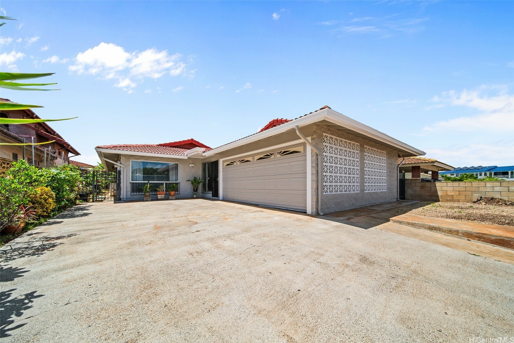 Property Photo:  94-860 Kuhaulua Street  HI 96797 