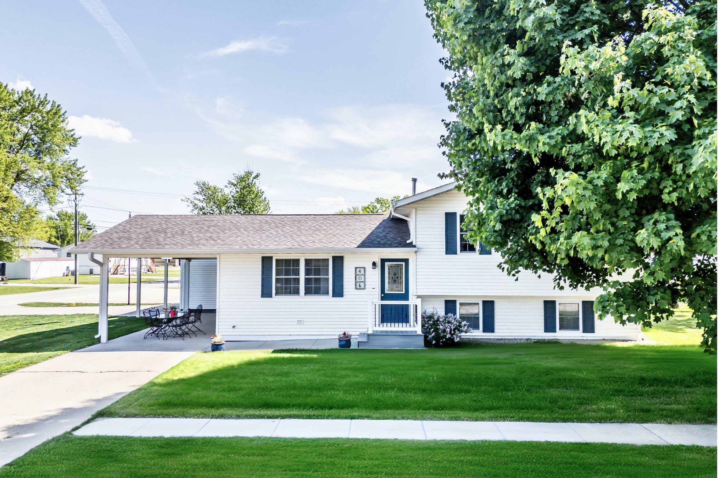 406 Forest Street  Fairbank IA 50629 photo