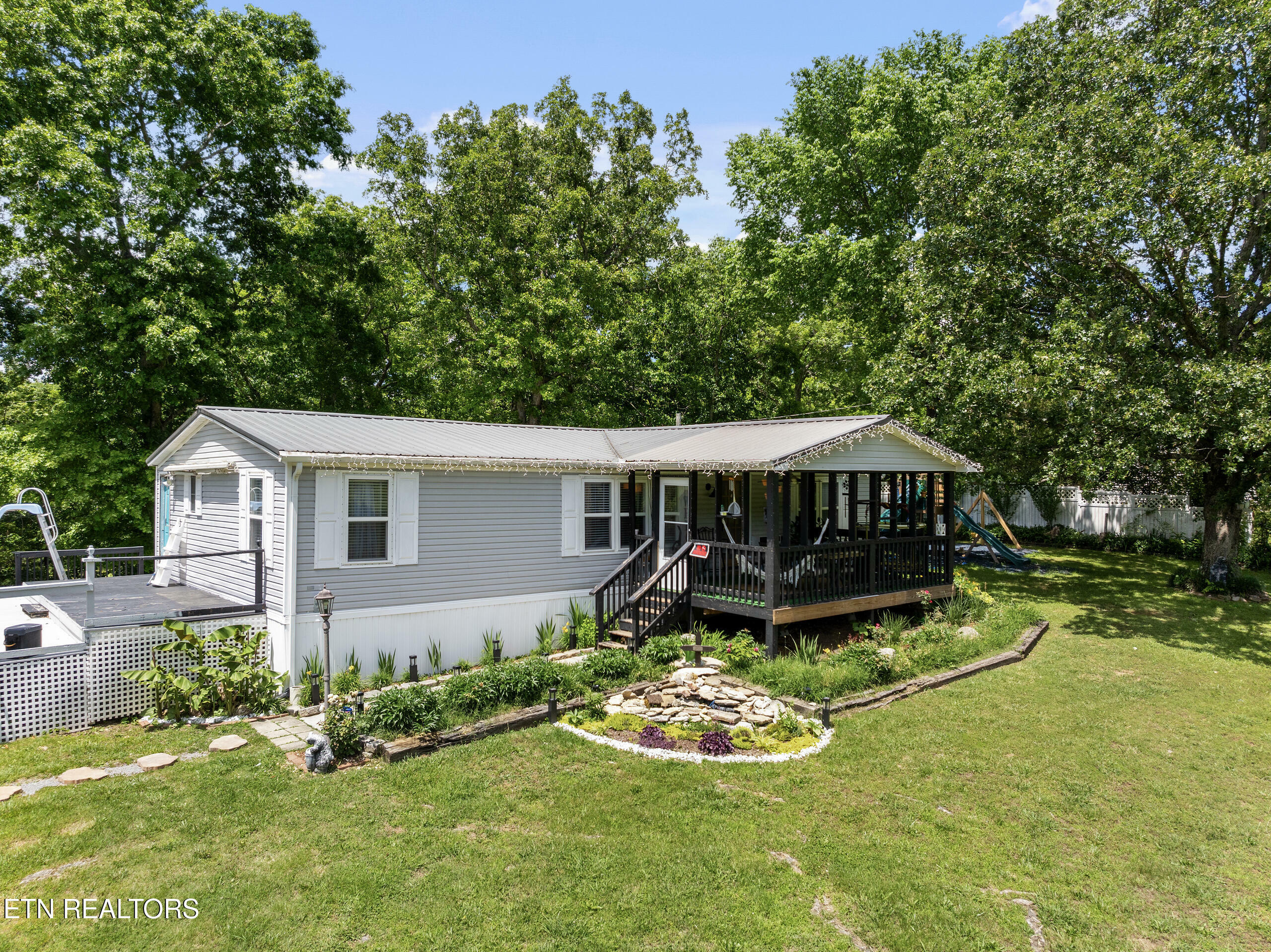 Property Photo:  9952 Highway 131  TN 37888 