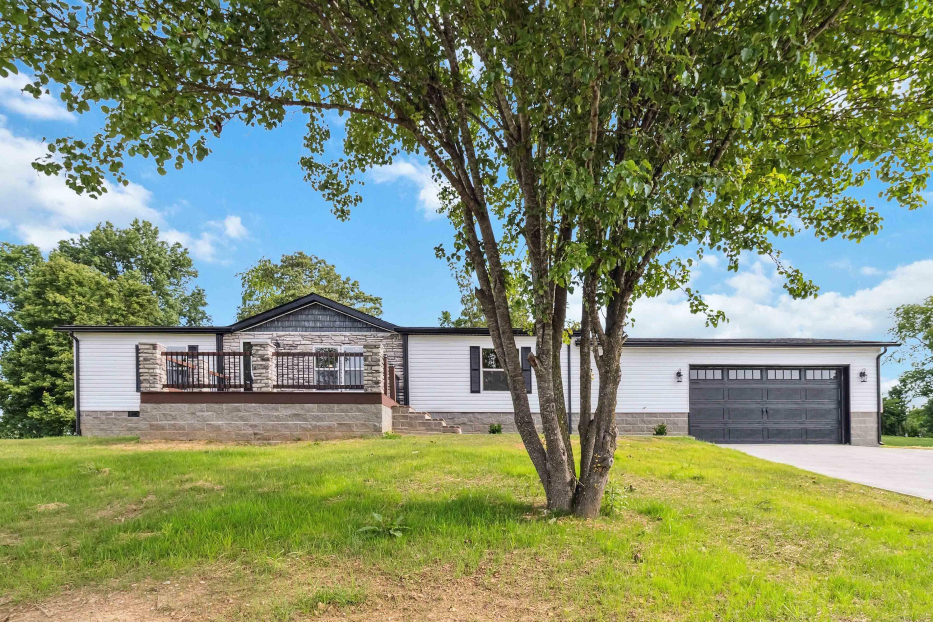 Property Photo: 204 Tib Drive KY 40744
