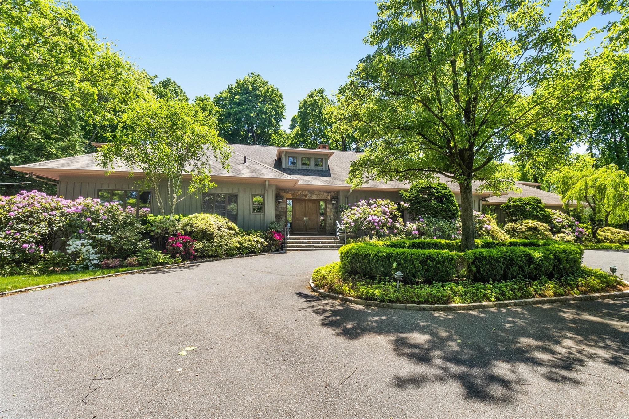 Property Photo:  1 Polly Pk Road  NY 10580 