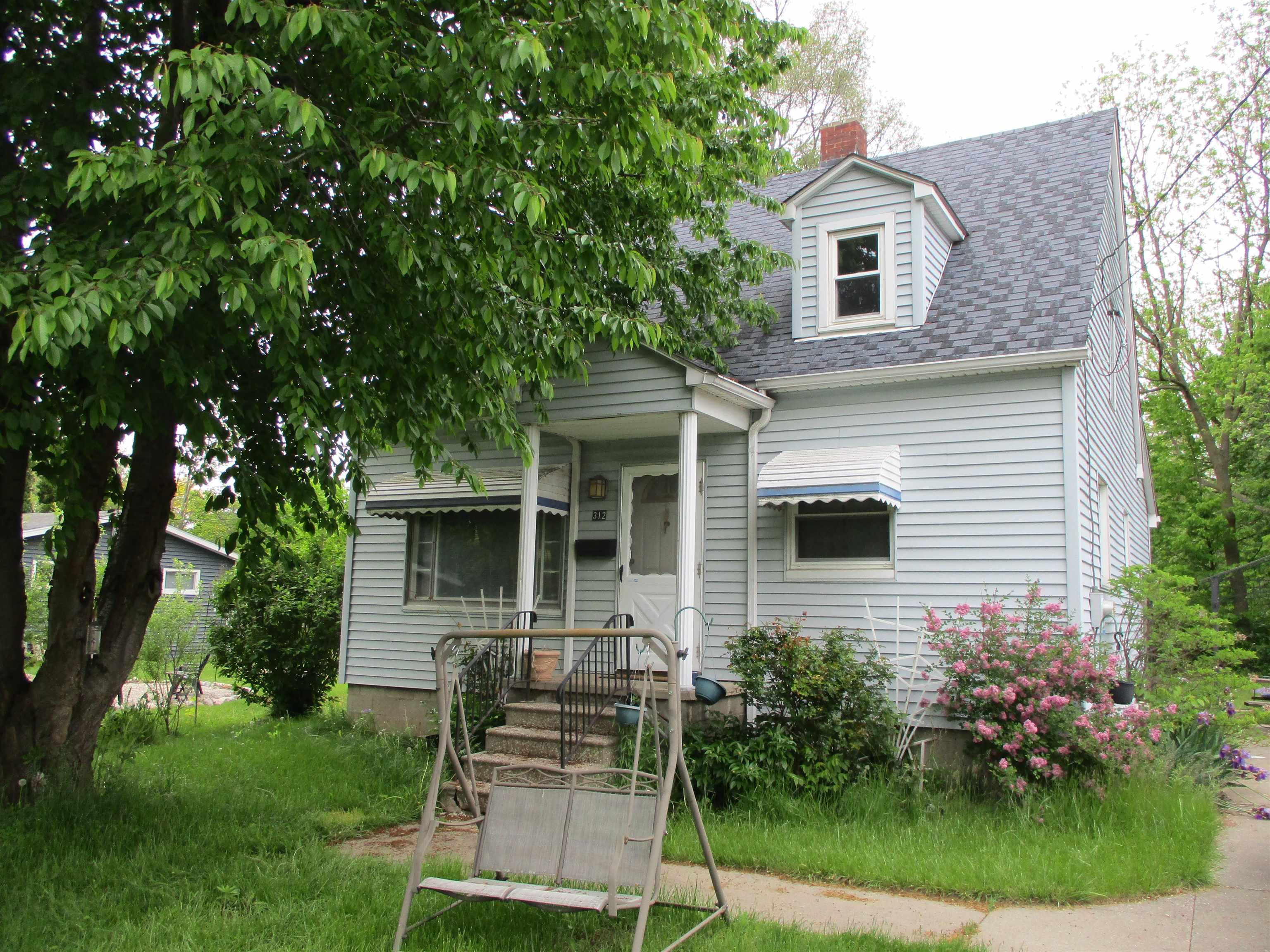 312 Leland Street  Flushing MI 48433 photo