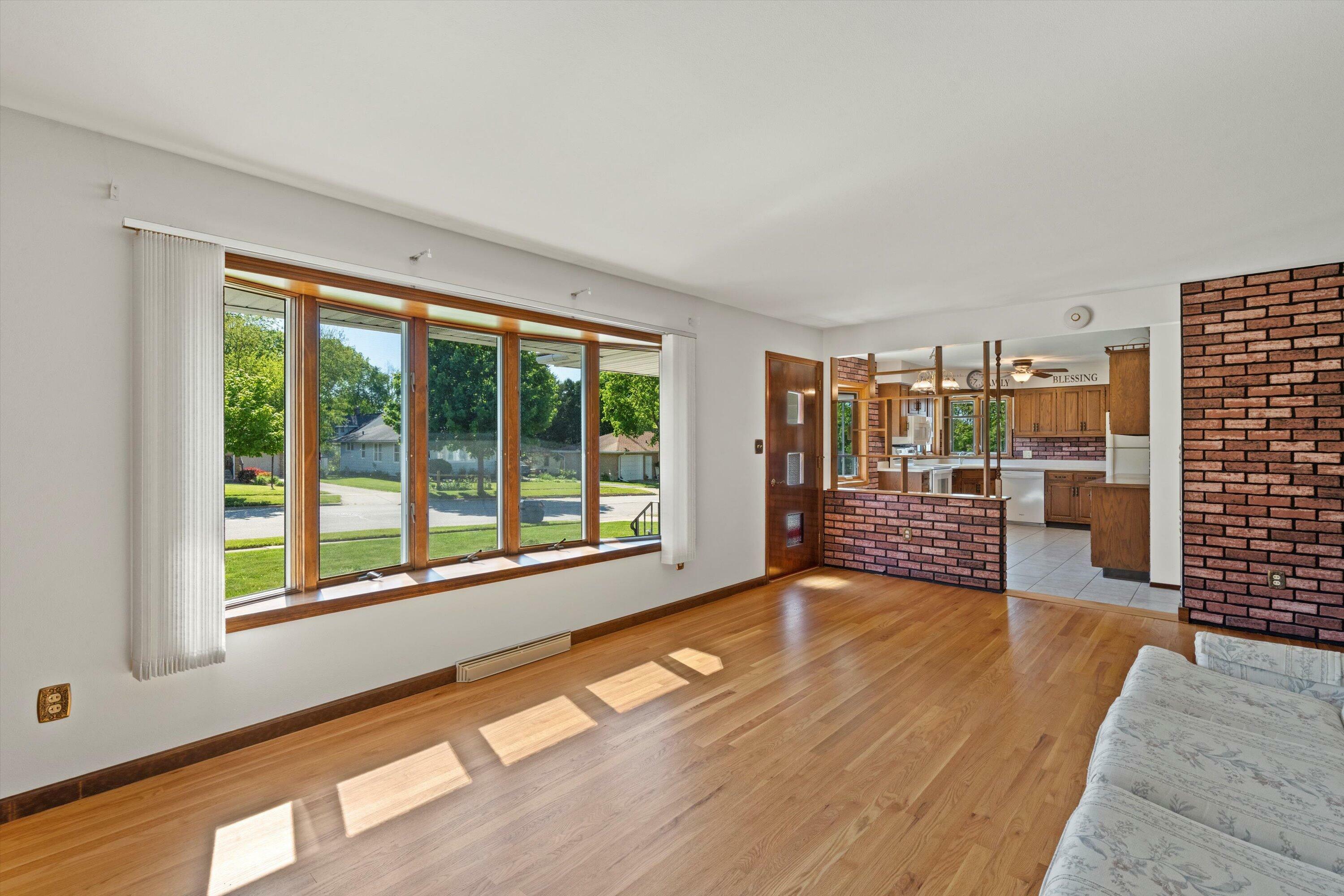 Property Photo: 15 Wilson Ave WI 53538