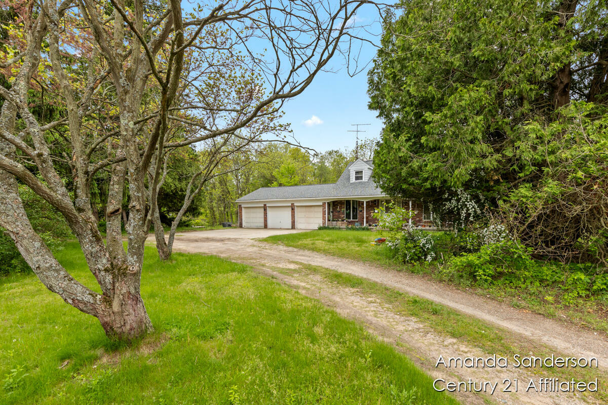 Property Photo: 10751 12th Avenue NW MI 49534