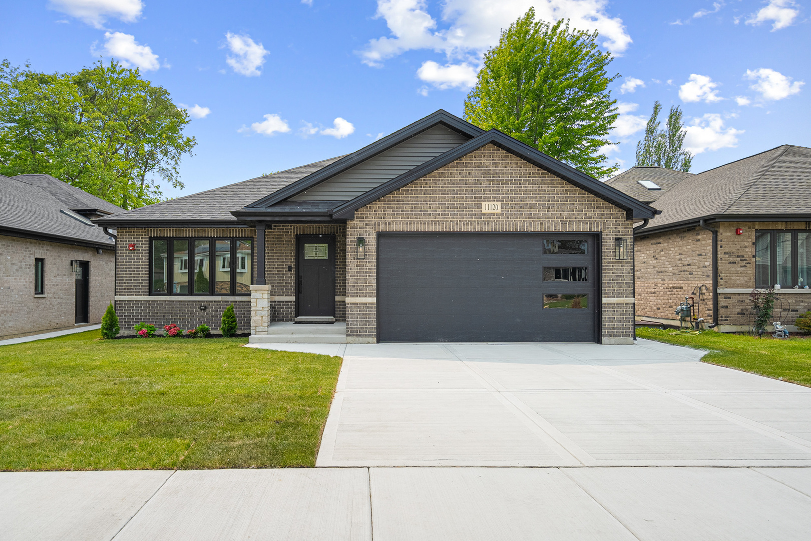 11120 S Leamington Avenue  Alsip IL 60803 photo