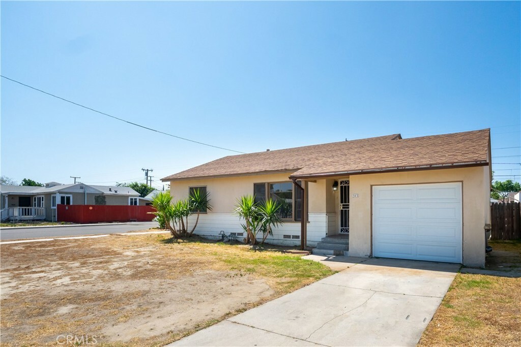 Property Photo:  303 Elmwood Avenue  CA 92543 