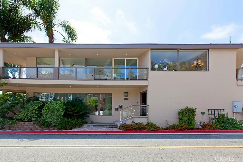 Property Photo: 222 Nyes Place A CA 92651