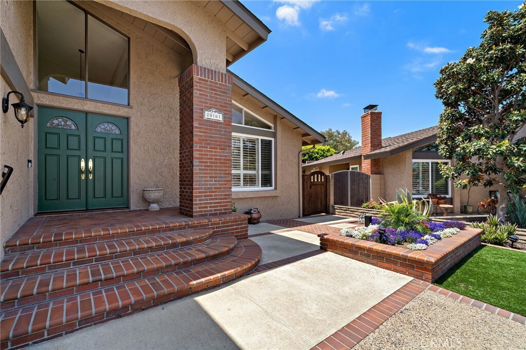 Property Photo: 20161 Glacier Circle CA 92646