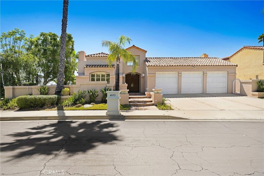 Property Photo:  4570 Park Marbella  CA 91302 