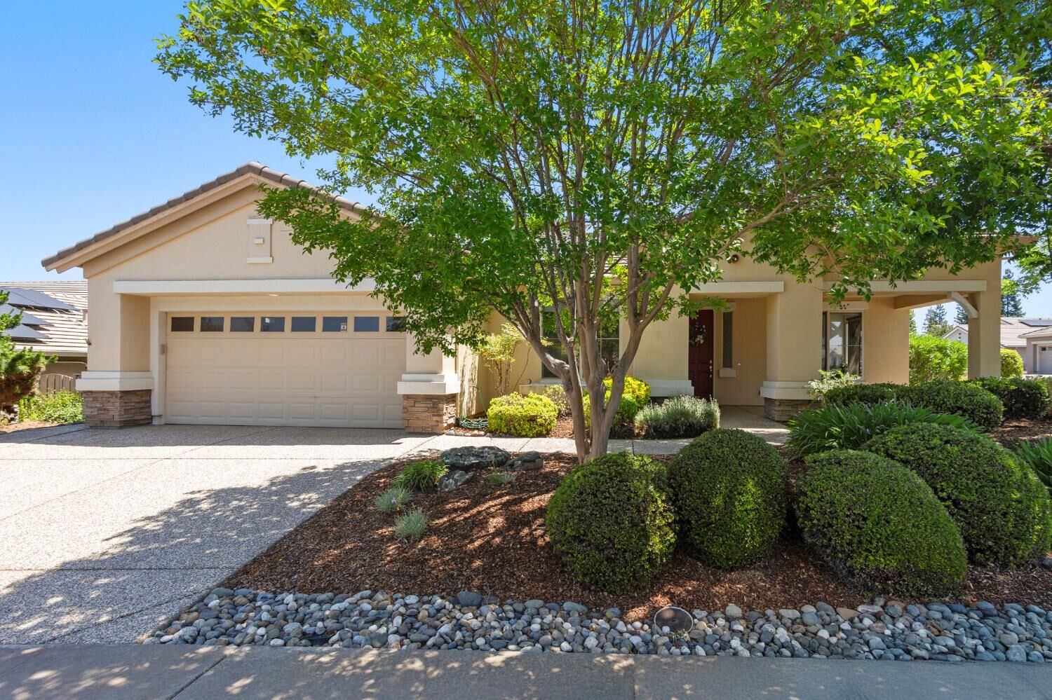 Property Photo:  2160 Stone House Circle  CA 95648 