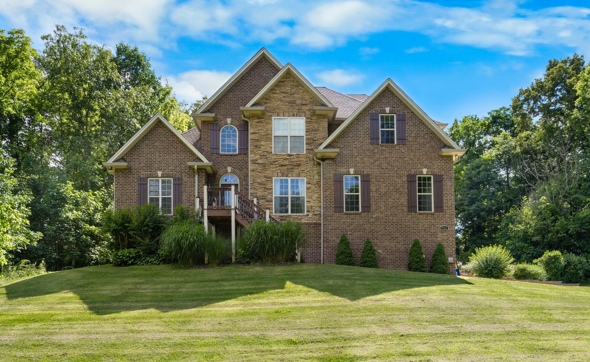 Property Photo: 1721 Old Clarksville Pike TN 37035