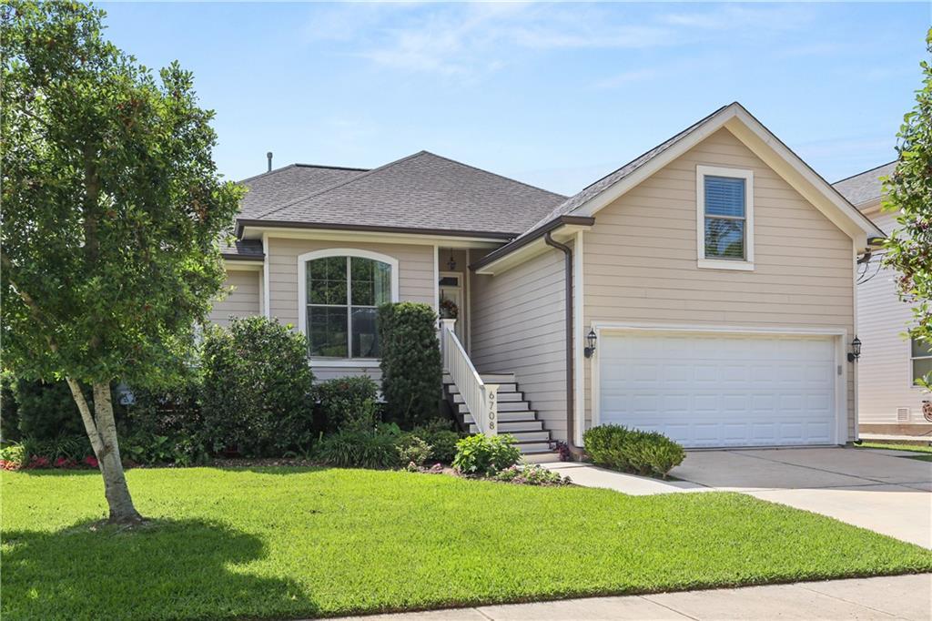 Property Photo: 6708 Fleur De Lis Drive LA 70124