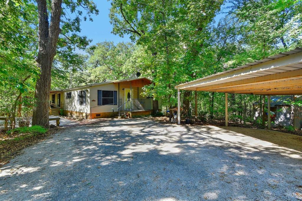 Property Photo: 949 Leo Carter Road TX 76264