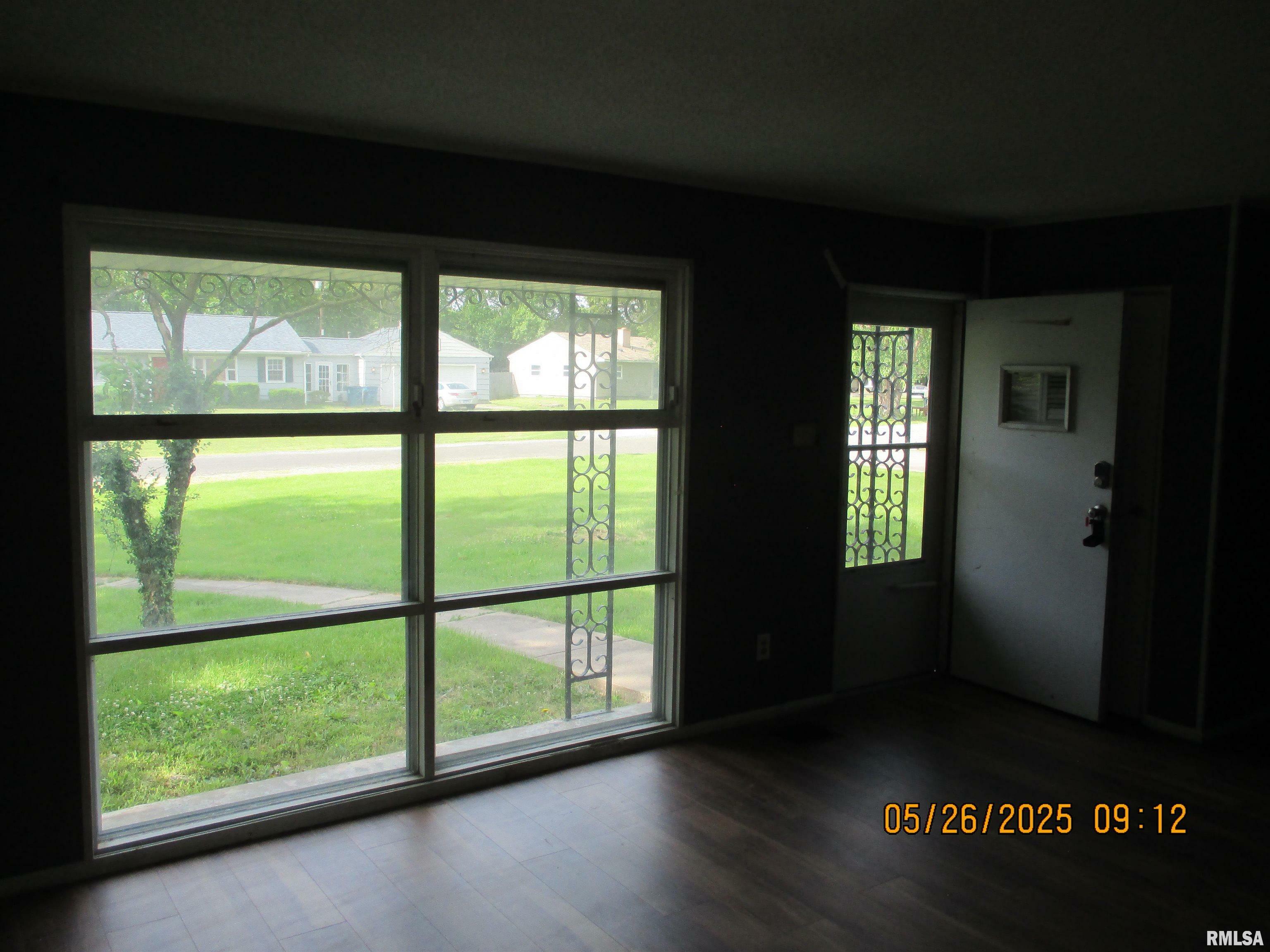 Property Photo: 44 S Edgewood Lane IL 62801