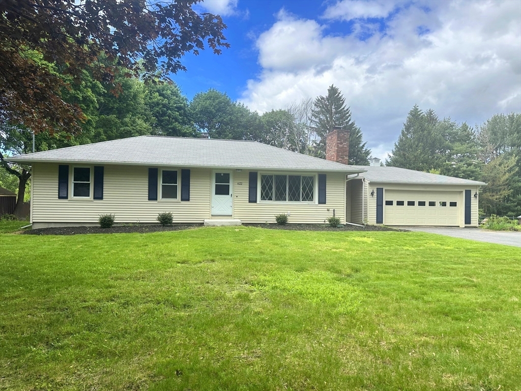 Property Photo: 622 Shrewsbury St MA 01520