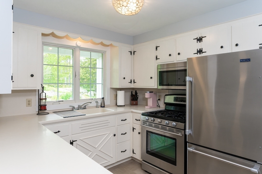 Property Photo: 5 Indian Hill MA 01915