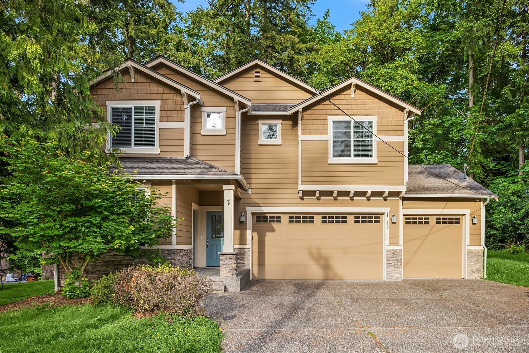 Property Photo:  15712  76th Place NE  WA 98028 