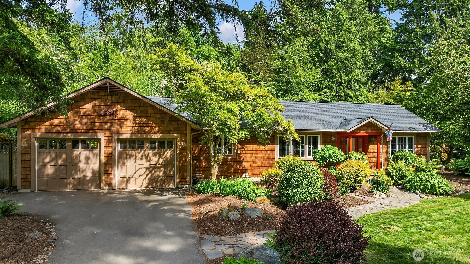 11002  Hyla Avenue NE  Bainbridge Island WA 98110 photo