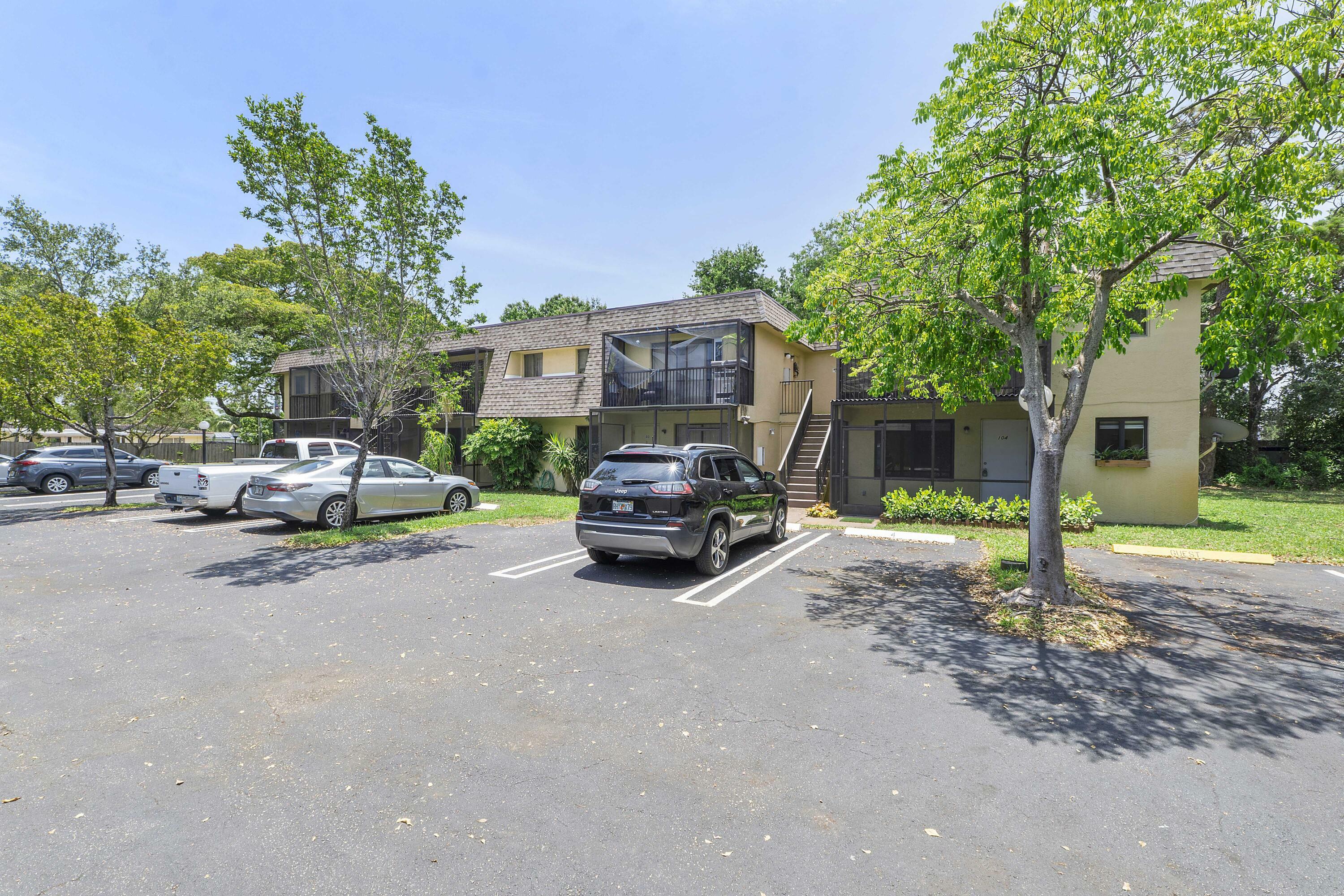 Property Photo: 1325 S Flagler Avenue 104 FL 33060