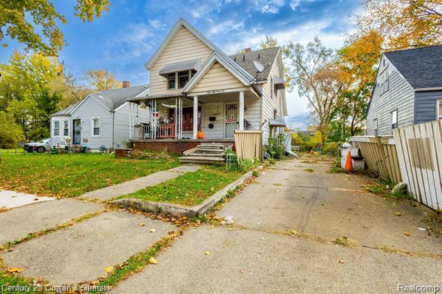 Property Photo: 15822 Pierson Street MI 48223