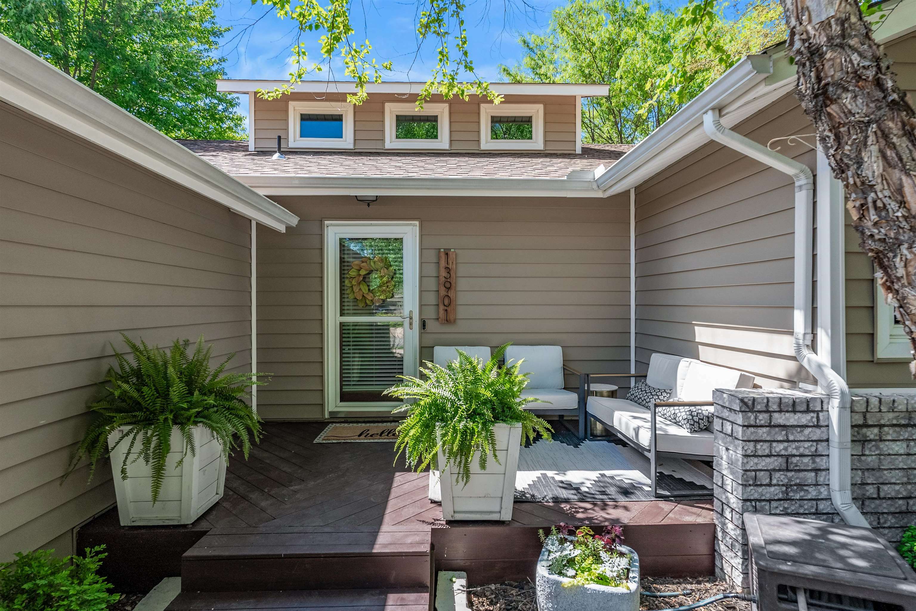 Property Photo: 13901 E Lockmoor Cir KS 67230