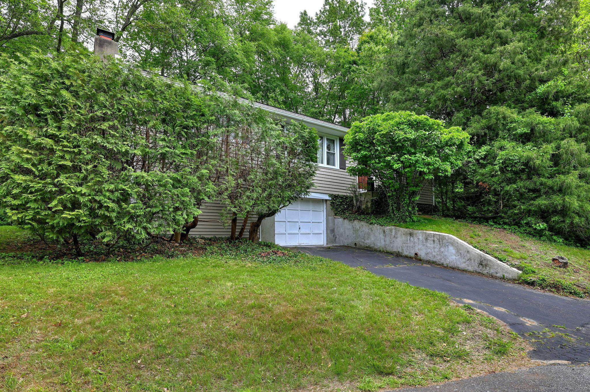 Property Photo: 18 Terrace Road CT 06483