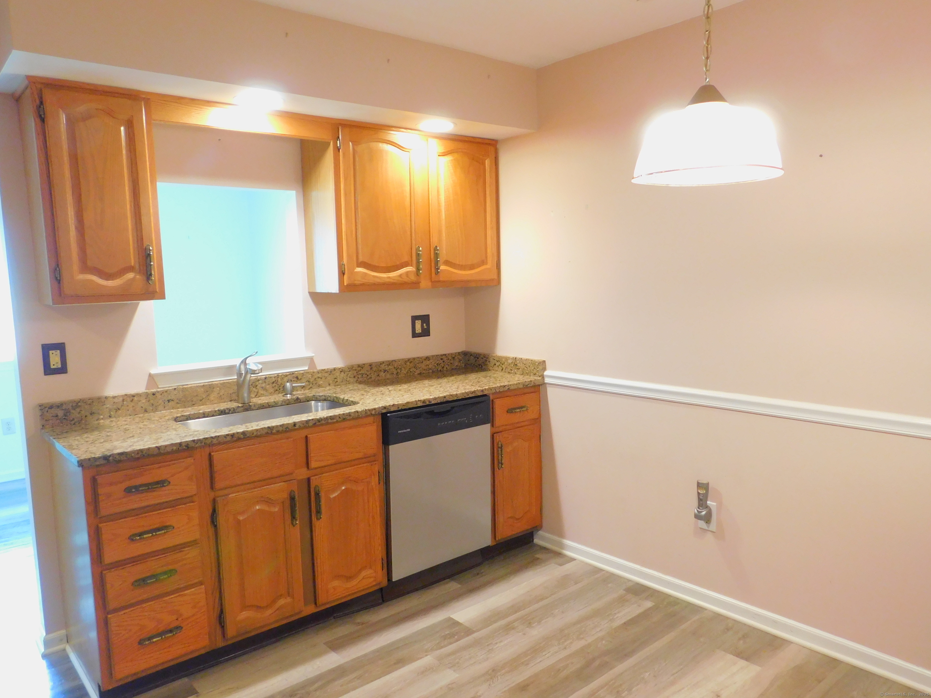 Property Photo:  201 Windgate Circle A  CT 06468 
