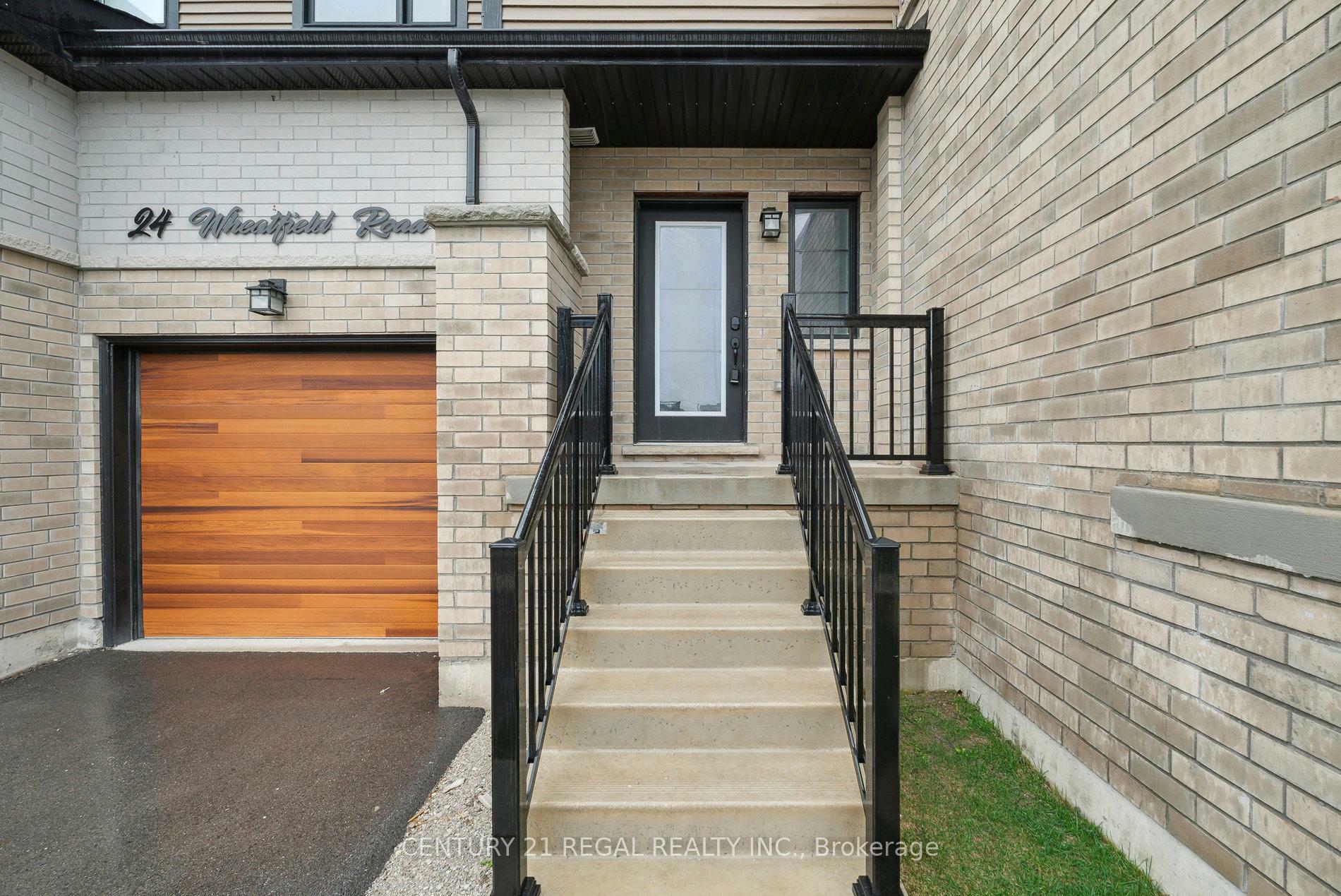 Photo de la propriété: 24 Wheatfield Road ON L9J 0C2