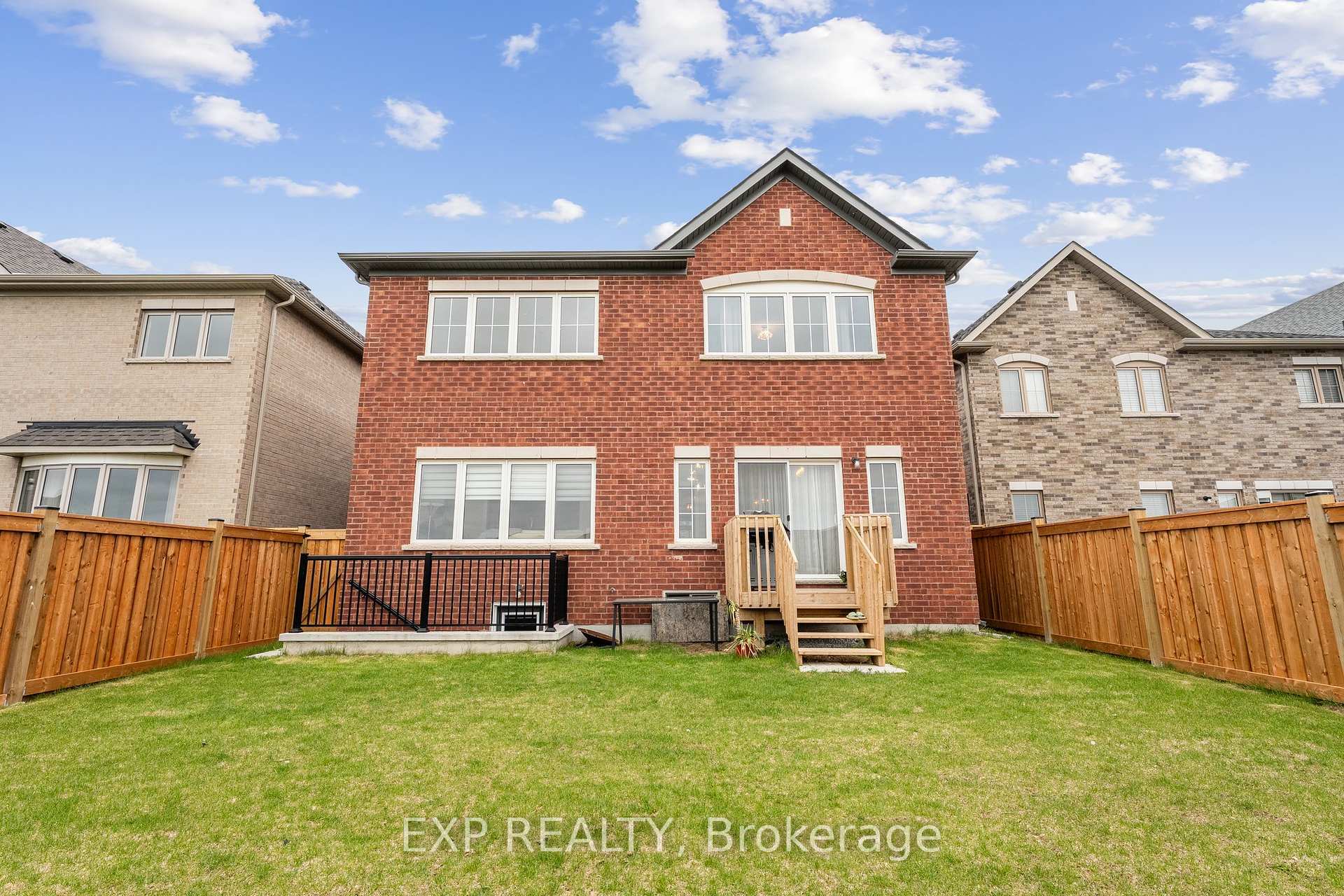 Photo de la propriété: 1210 Wickham Road ON L9S 0P9