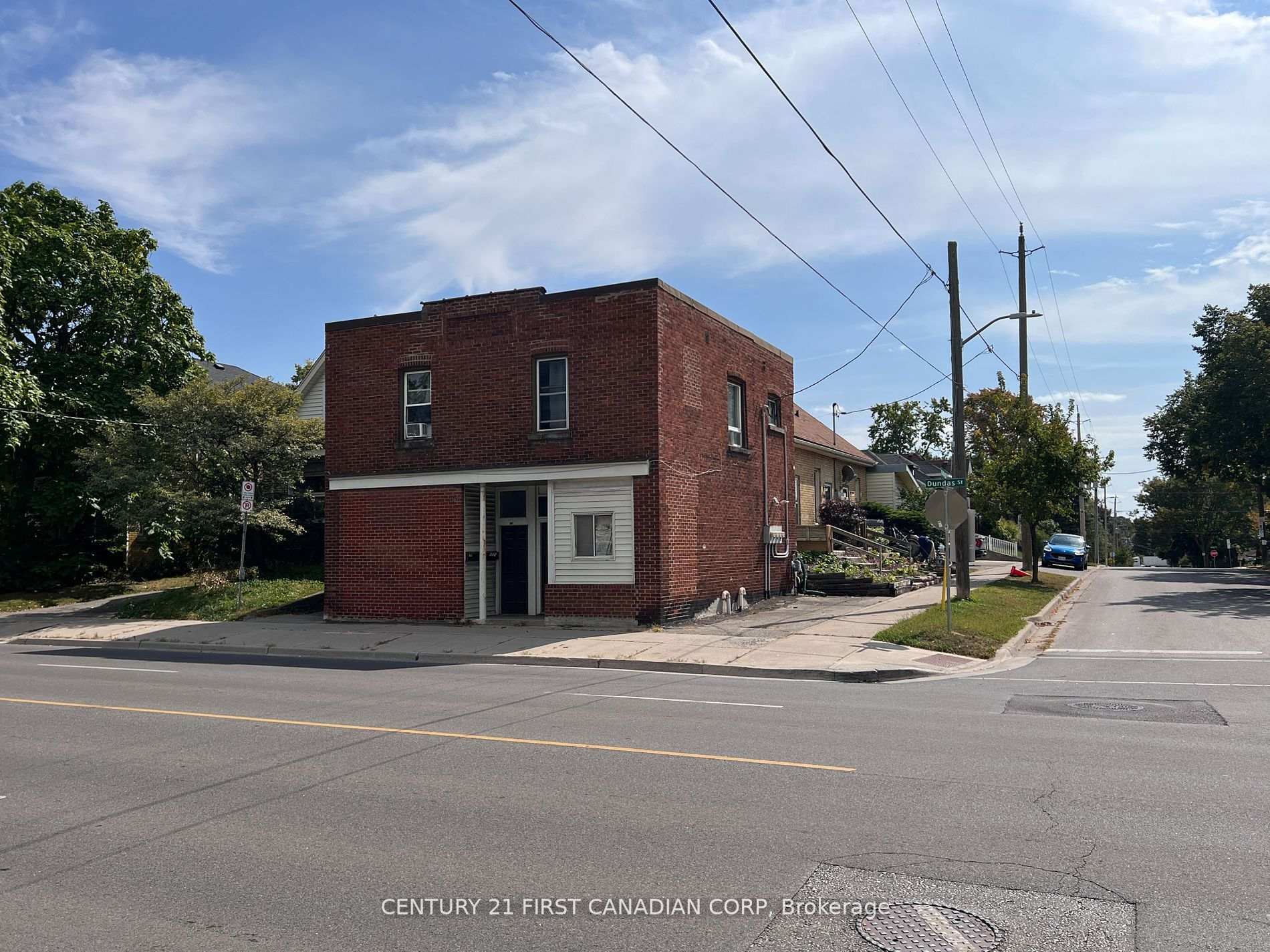 Property Photo: 1267 Dundas Street ON N5W 3B3