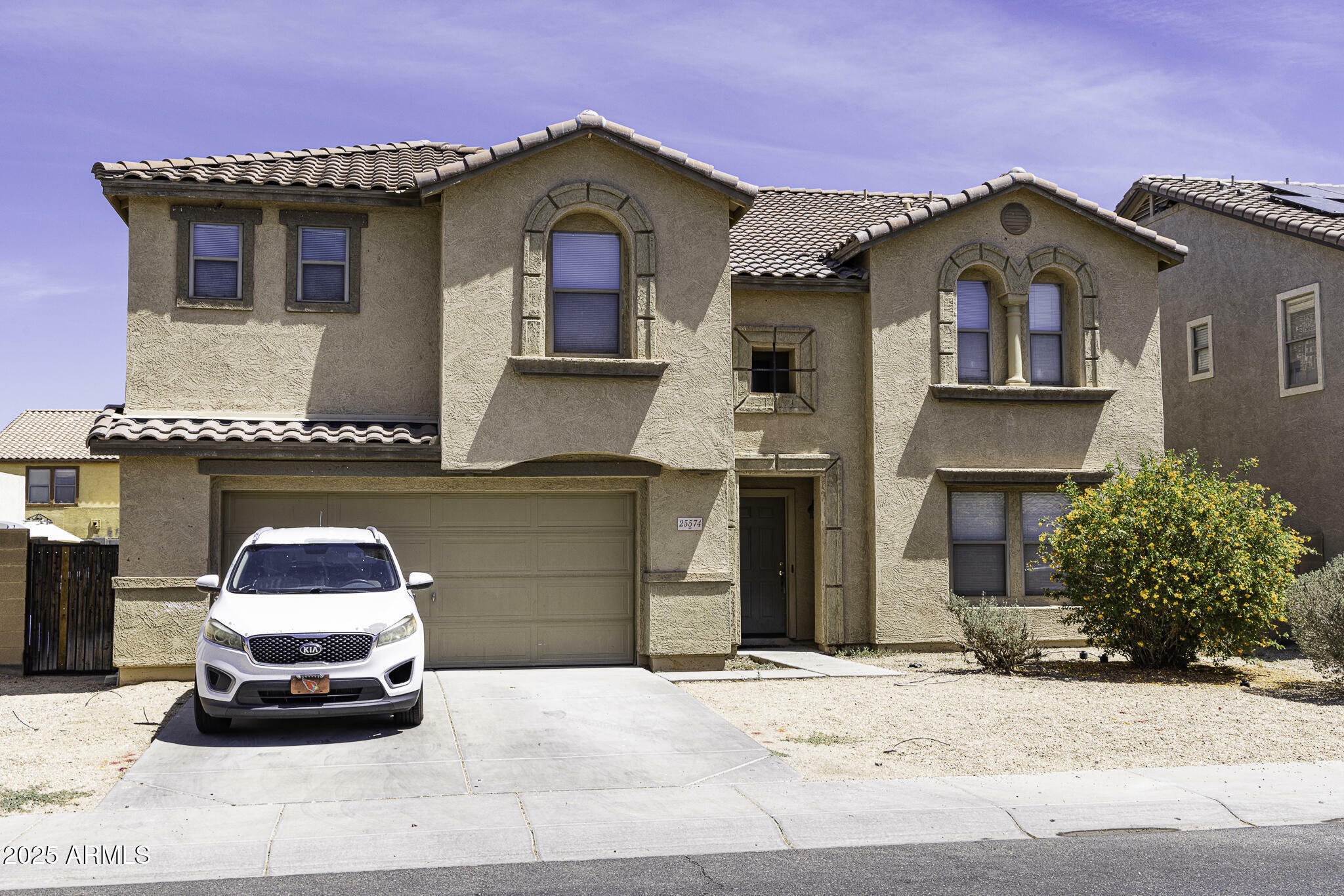 Property Photo: 25574 W Lynne Lane AZ 85326