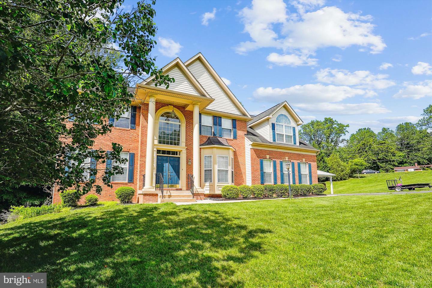 Property Photo: 15000 Rumson Place VA 20111