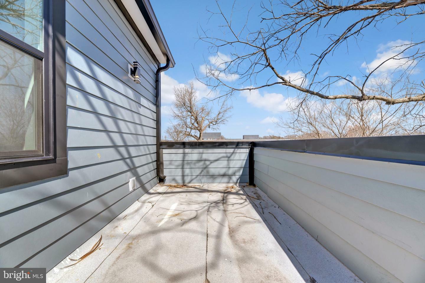 Property Photo: 1121 48th Place NE DC 20019