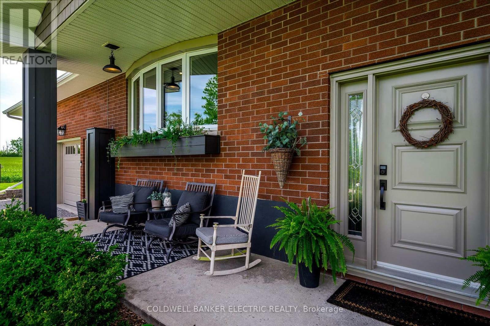 Property Photo:  164 Islay Road  ON K0M 2T0 