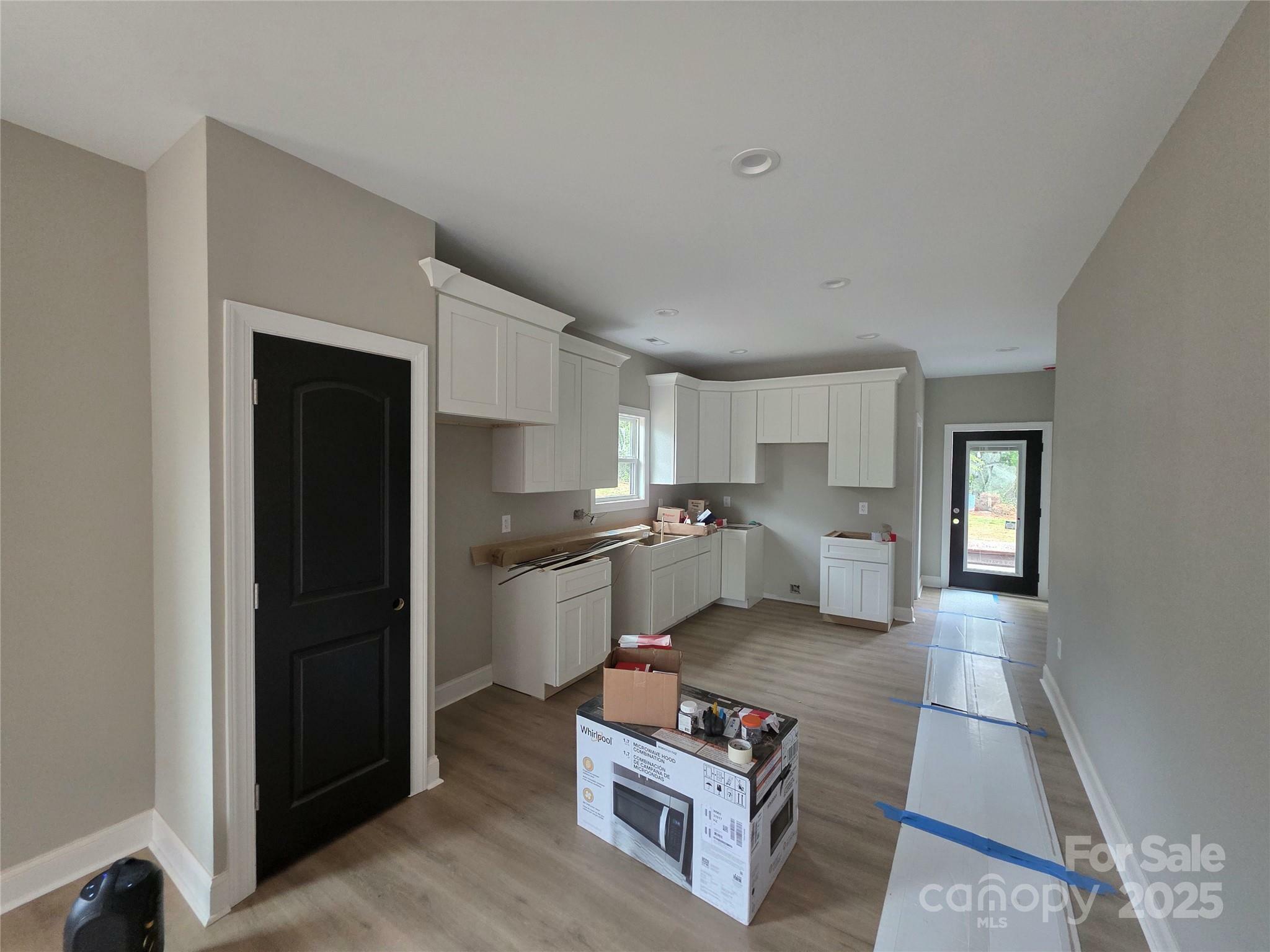 Property Photo: 213 Benfield Road NC 28086