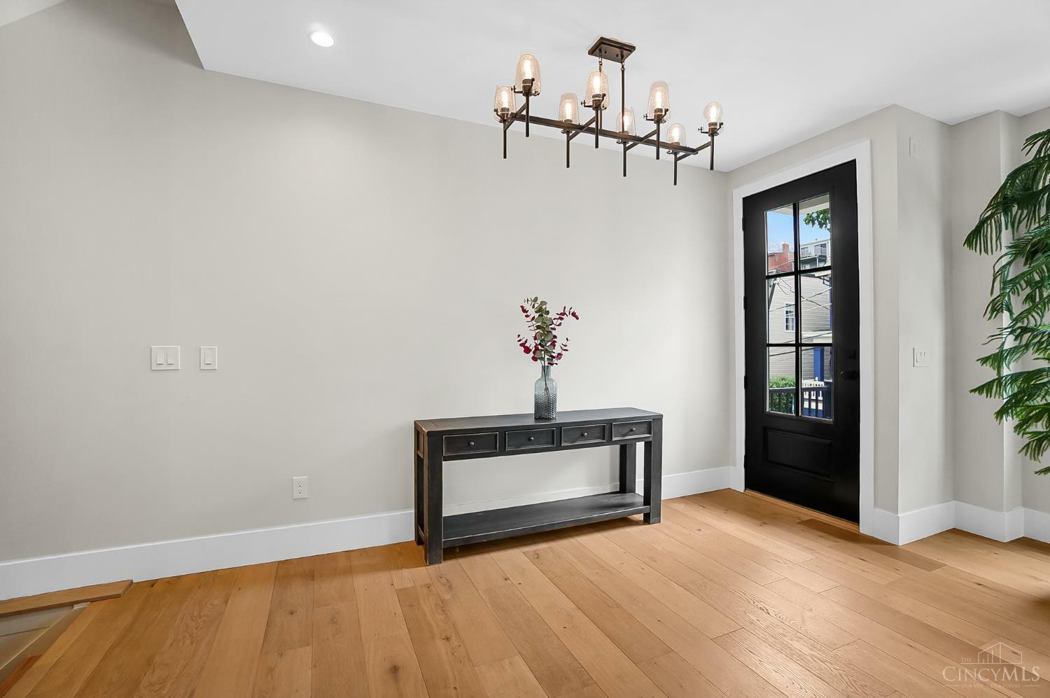 Property Photo:  1000 Paradrome Street  OH 45202 