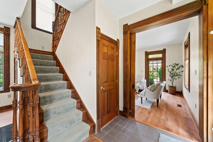 Property Photo:  41 Hanford Street  OH 43206 