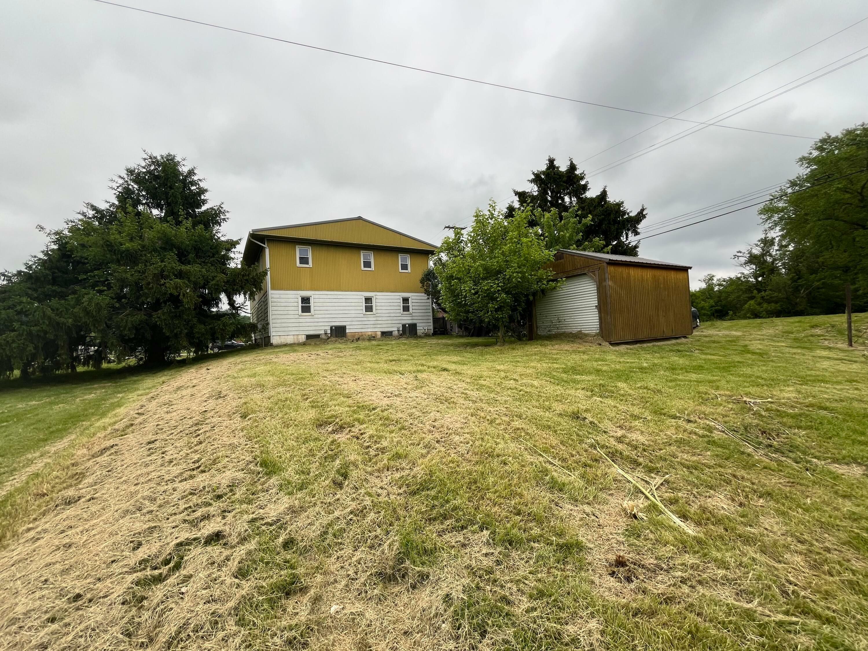 Property Photo: 1791 Staddens Bridge SE Road OH 43056
